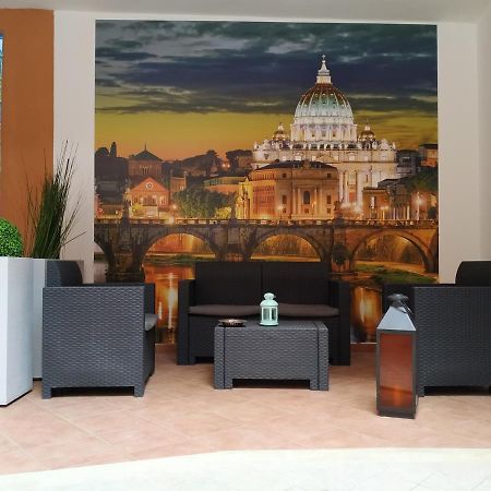 Oasi Del Vaticano Rome Exterior photo